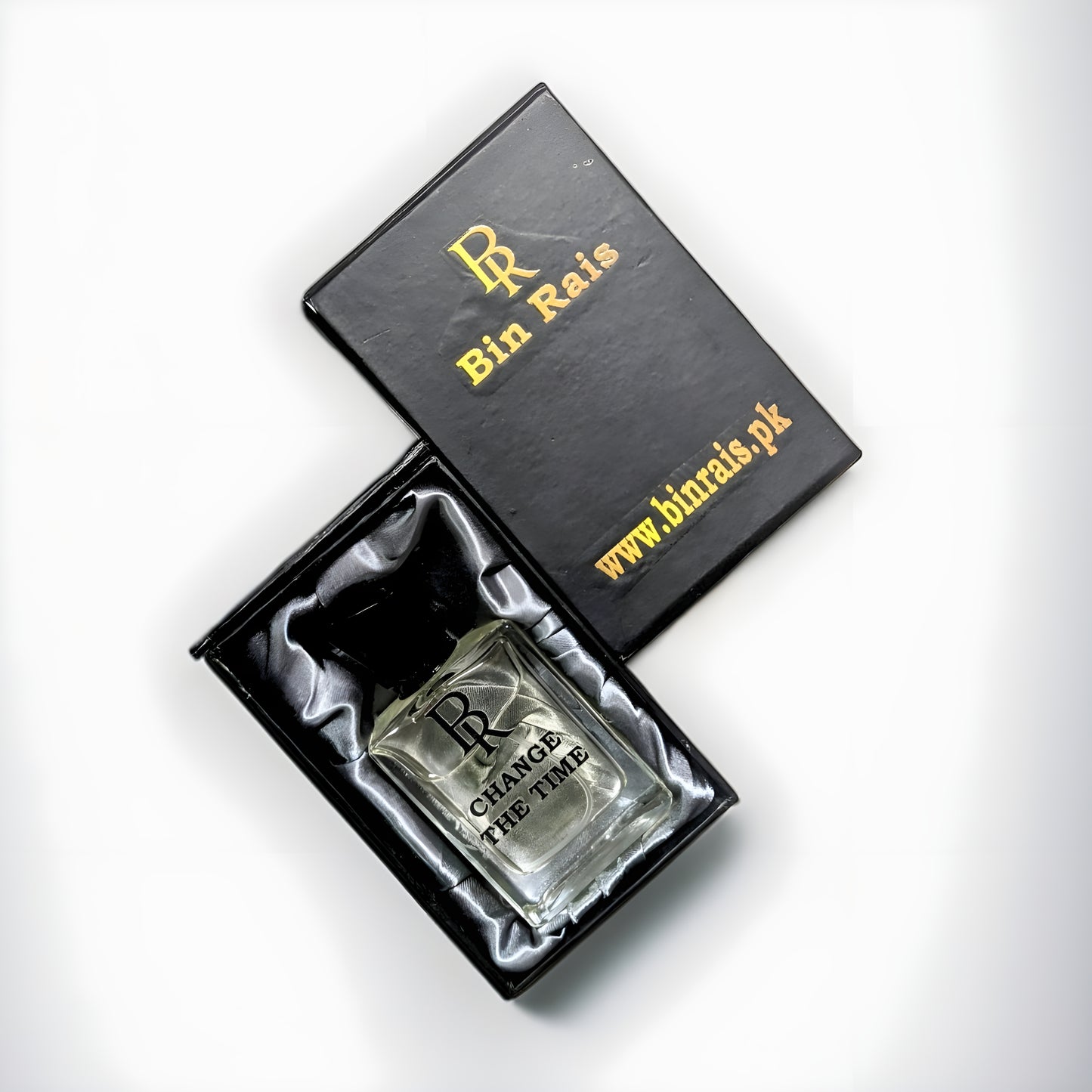 Change the Time perfume bottle – Arabian oud fragrance inspired by Taiba, available in Pakistan.